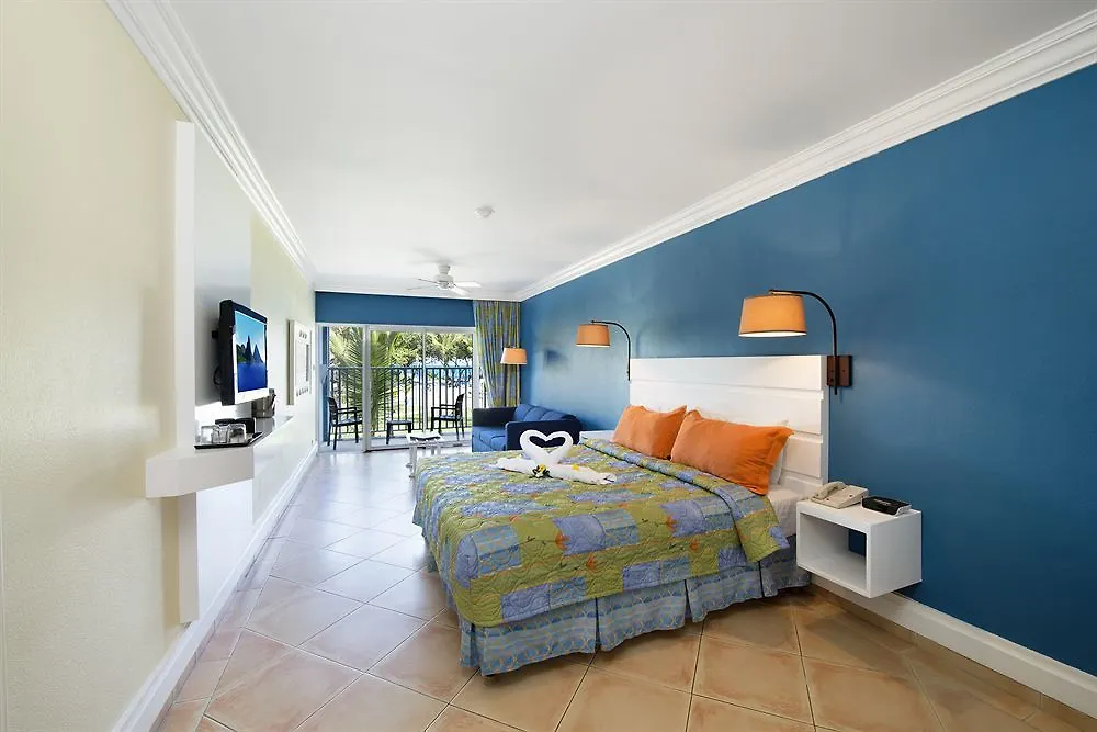 Coconut Bay Beach Resort & Spa All Inclusive Вьё-Фор