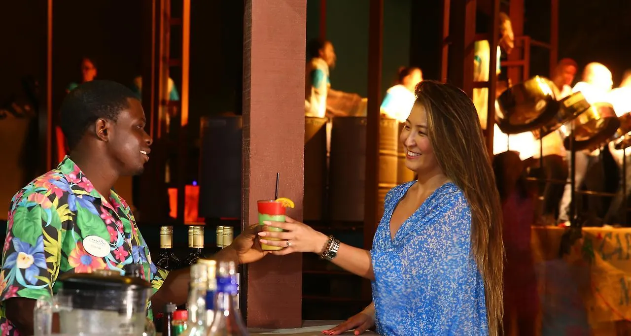 Coconut Bay Beach Resort & Spa All Inclusive Вьё-Фор